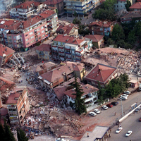 Nüfusun % 27’si binaların % 26’sı tehdit altında