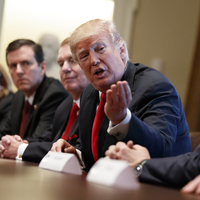 Trump'a ilk uyarı Japon otomobil devinden geldi