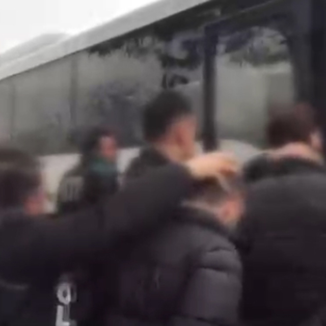 Uyuşturucu çetesiyle klip çeken sanatçı yakalandı!