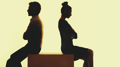 Gel evlenelim, yürü boşanalım!