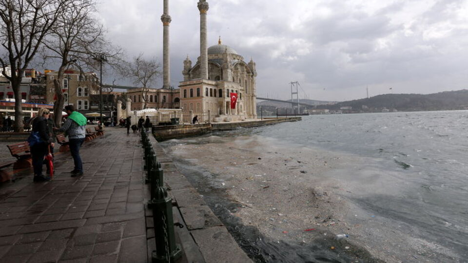 Fotoğraf bugün Ortaköy'de çekildi!