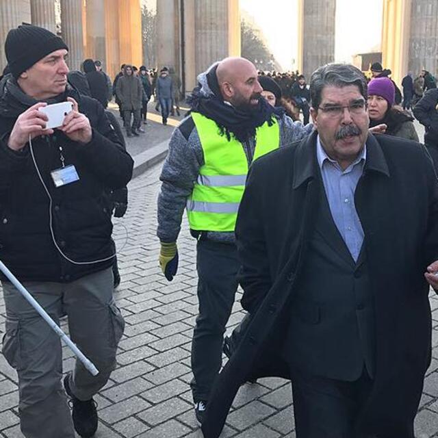 Salih Müslim terör örgütü PKK mitingine katıldı