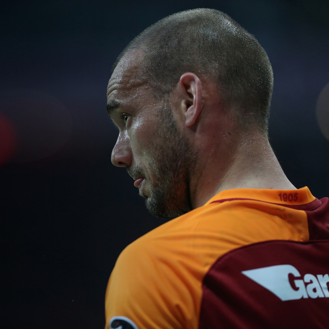 Sneijder'den flaş karar: Bıraktı!