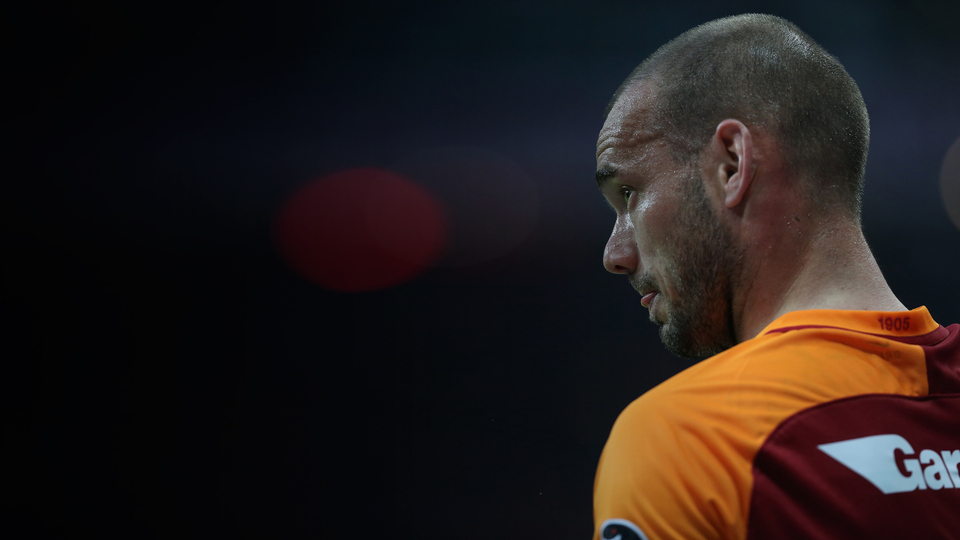 Sneijder'den flaş karar: Bıraktı!