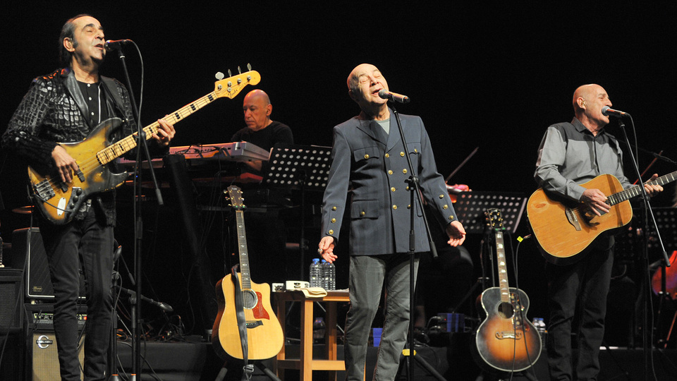 'Görmeyeli sesiniz çıkar olmuş'