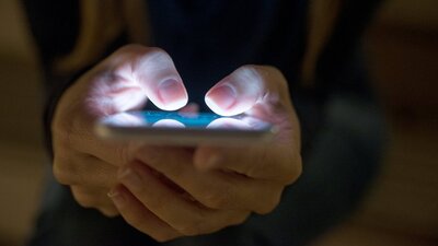 Cep telefonundan yayılan radyasyona maruz kalmamak için neler yapılabilir?