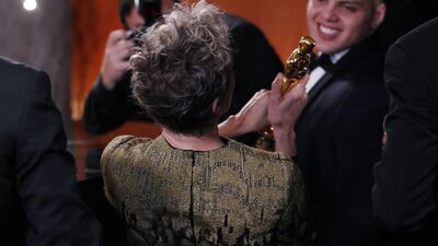 Ödül töreninde şok! Oscar heykelciği çalındı!