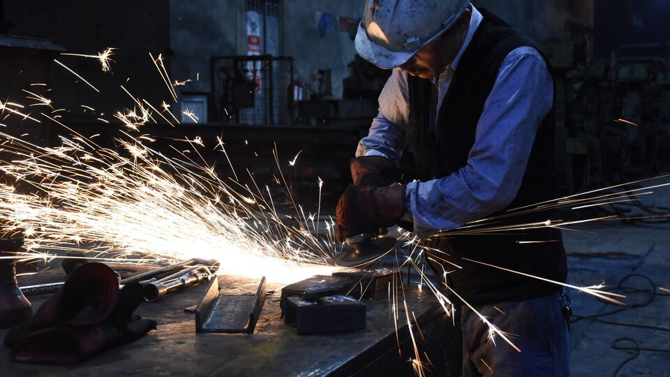 Ekonomi Bakanı Zeybekci'den çelik ve alüminyum açıklaması