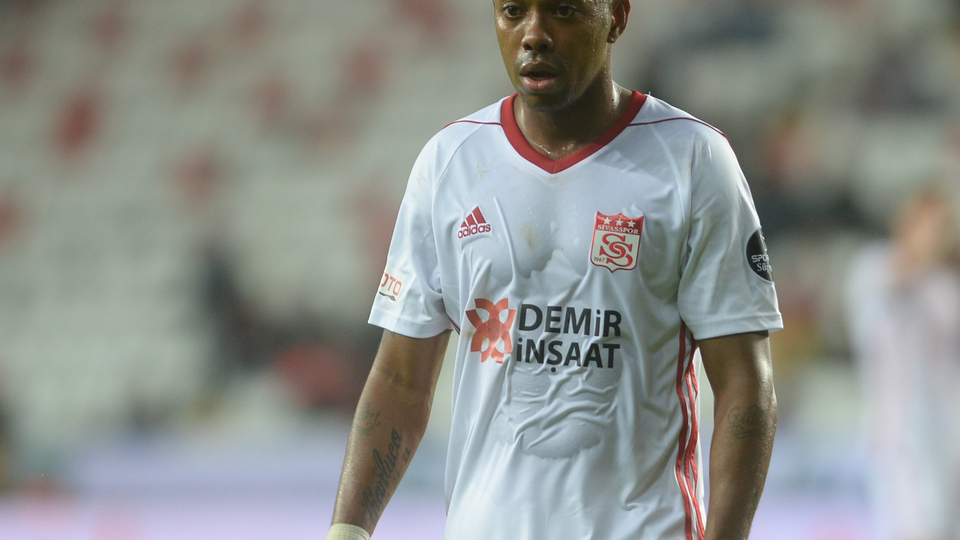Robinho: "Kesinlikle bir Alex değil"
