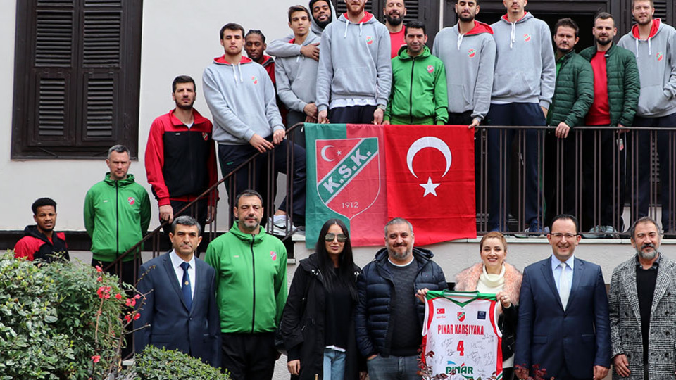 Karşıyaka, Ata'nın evinde