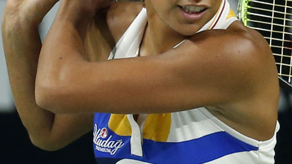 Çağla'nın hedefi ilk 100