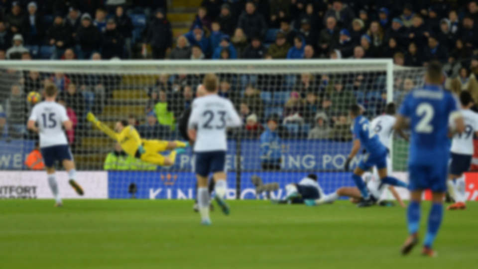 Premier Lig'in yıldızı futbolu bıraktığını açıkladı!