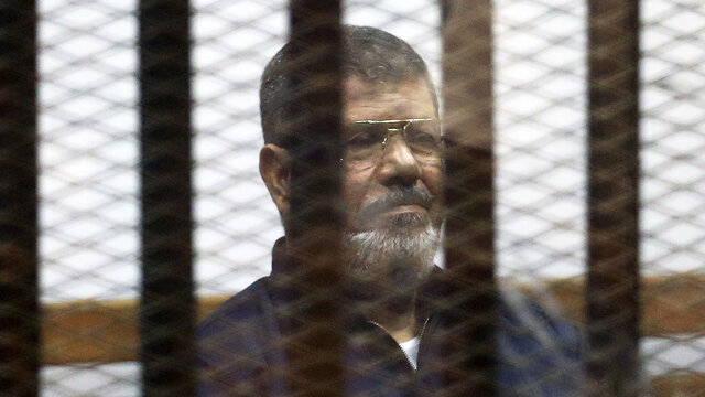 İngiliz vekiller, Mursi ile görüşme talebinde bulundu