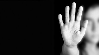 'Babam yıllardır istismar ediyor'