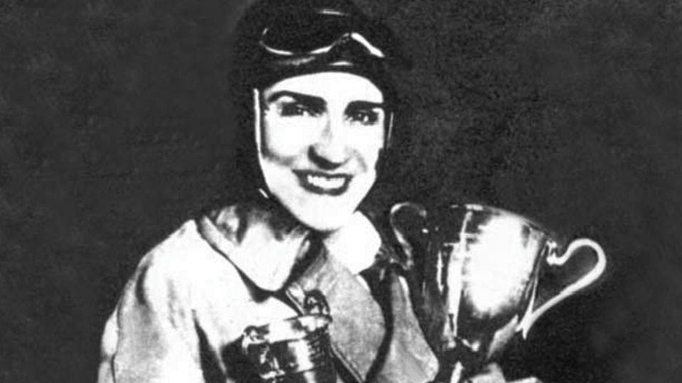 İlk Türk kadın otomobil yarışçısı Samiye Cahid Morkaya!