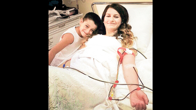 Hintli kız çocuğuna iliğiyle hayat verdi