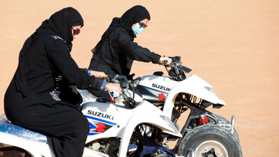 Suudi Arabistan kadını Dünya Kadınlar Günü'ne yeni haklarla girdi