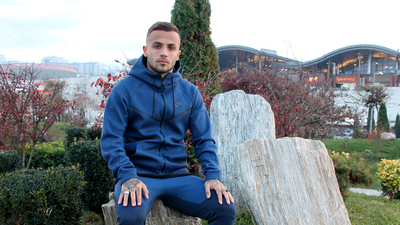 Sen neymişsin Mertcan!