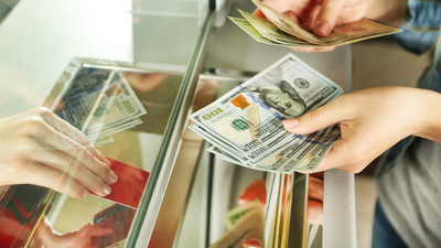 Moody's kararı piyasaları etkiler mi? İki ekonomist iki yorum