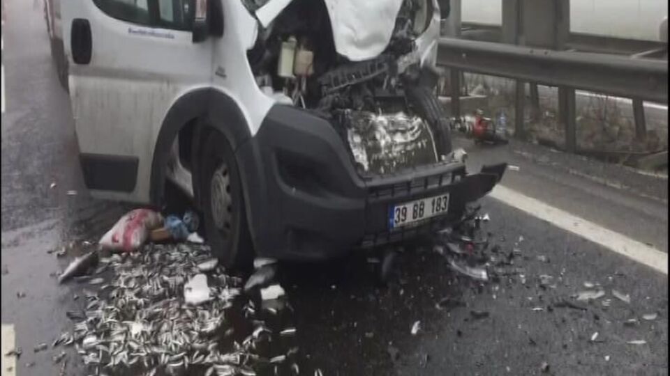 TEM'de feci kaza! 1 ölü