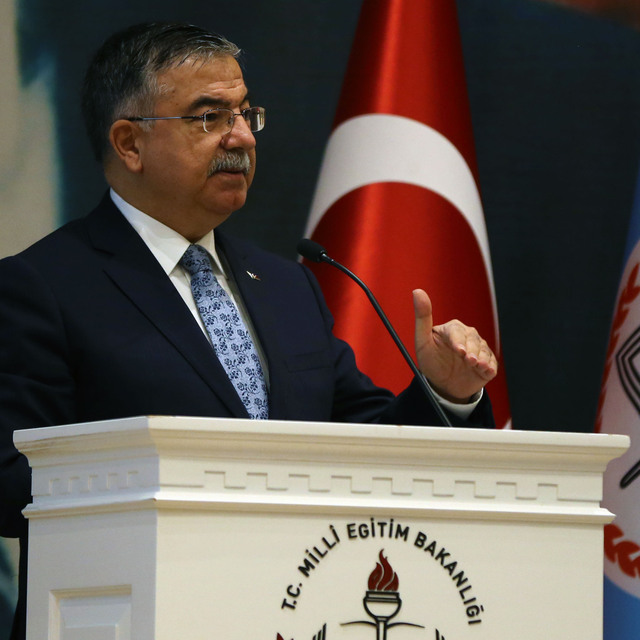 Bakan Yılmaz'dan tepki: İçimizdeki Solomon Adası yerlileri!
