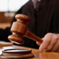 Mesai arkadaşıyla kavga edip tazminatsız kovulunca soluğu mahkemede aldı!