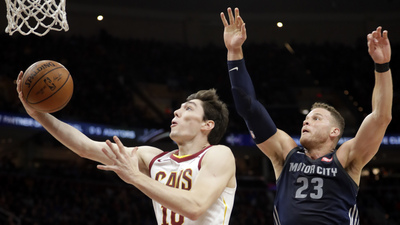Cedi Osman iki hafta yok