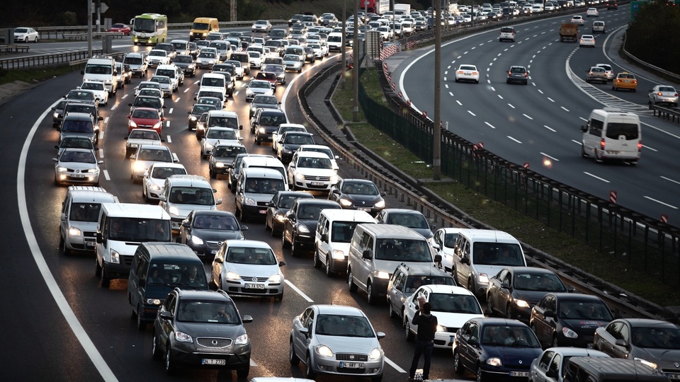 MTV ve ÖTV araba satışlarını nasıl etkiledi?