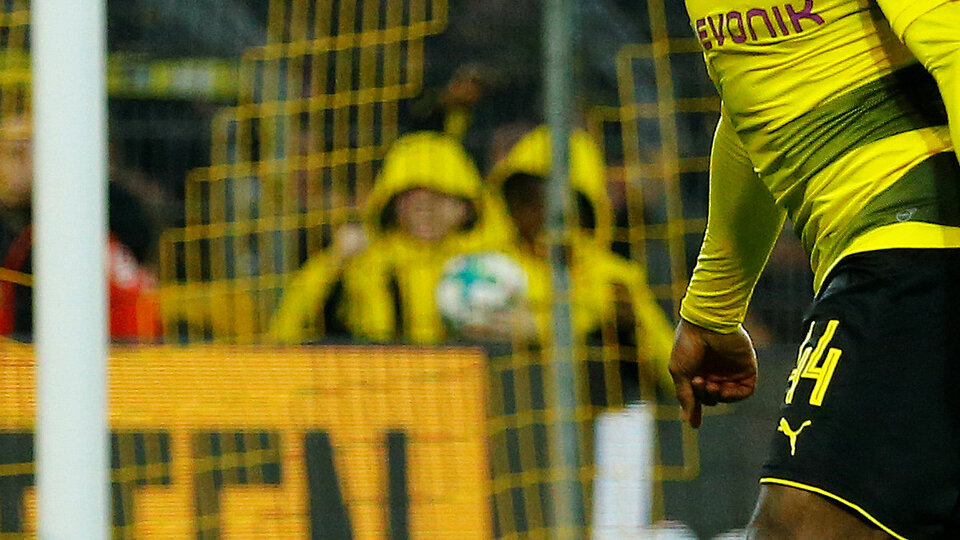 Batshuayi, Dortmund'u sırtladı