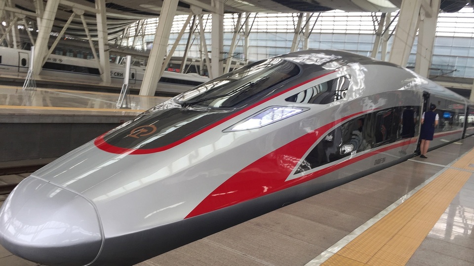 Bu trenin hızı saatte 1000 km!