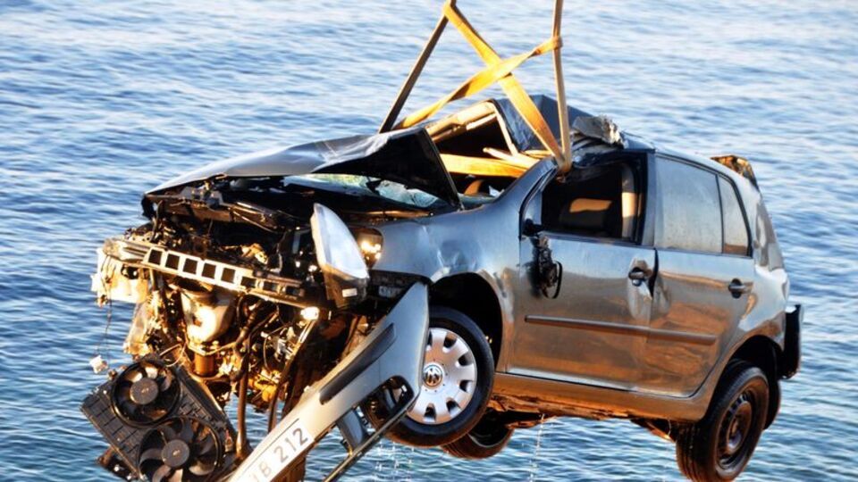 Belediye başkanı hıçkıra hıçkıra ağladı!