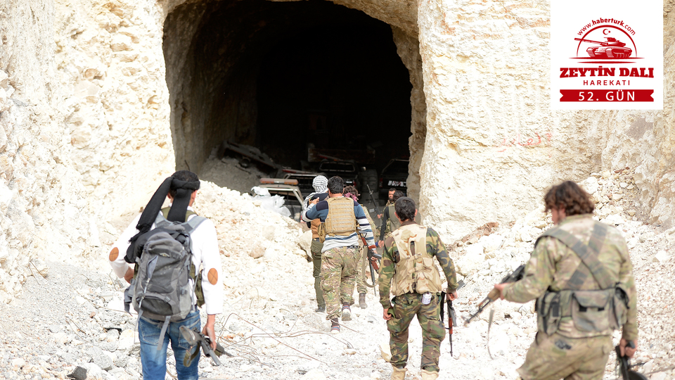 Siviller Afrin'den ayrılıyor! Uzun kuyruklar oluştu