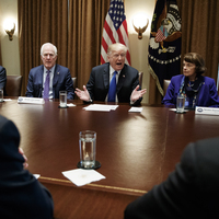 Teknoloji endüstrisinin en büyük anlaşmasına Trump engeli