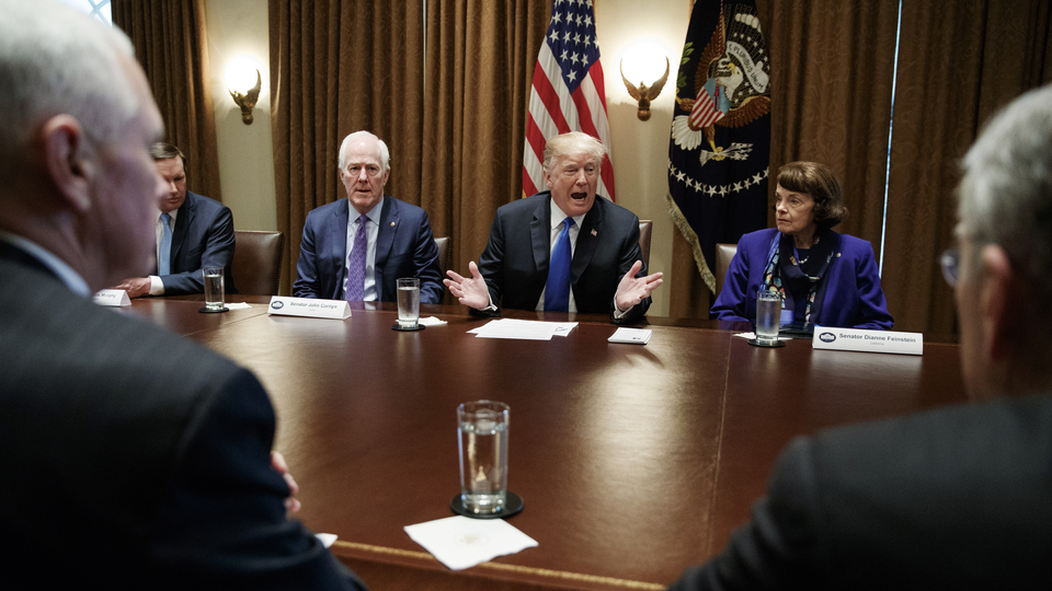 Teknoloji endüstrisinin en büyük anlaşmasına Trump engeli