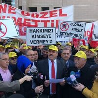 Dün tehdit etmişti, bugün ağız değiştirdi!