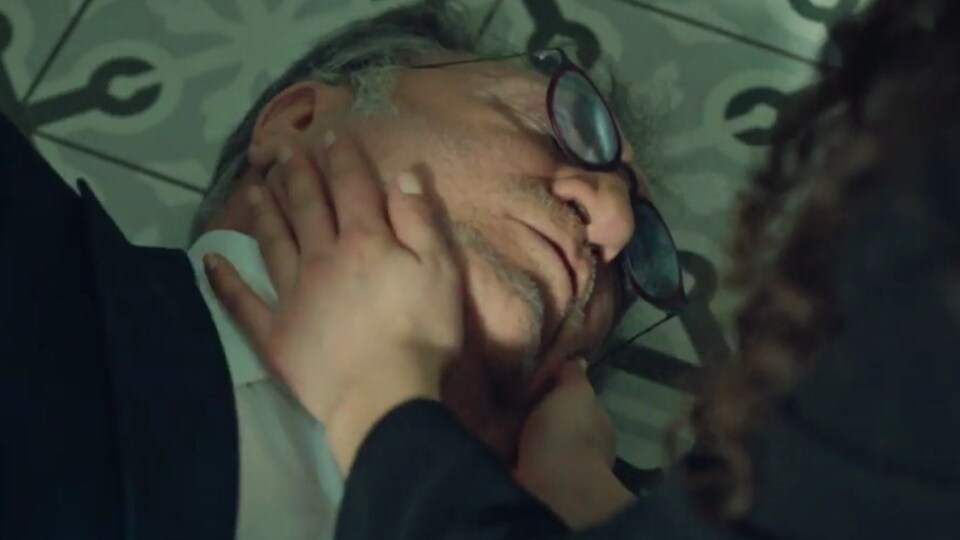 Garip Bey ölüyor mu?