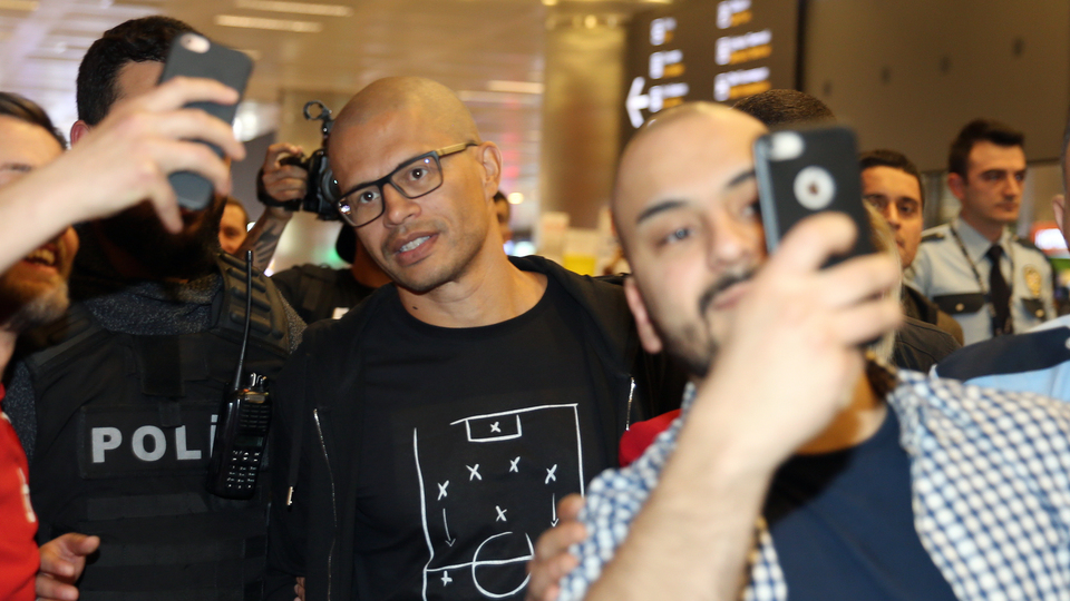 Alex de Souza İstanbul'da