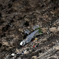 Mina'nın cenazesini nişanlısı aldı