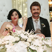 Eski sevgililerin düğünleri yan yana mekanlarda olunca ortalık karıştı