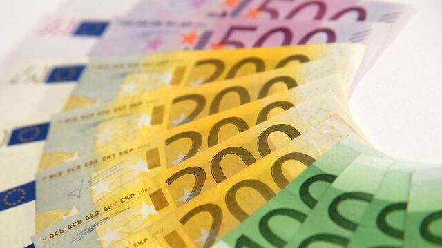 Euro rekor kırmaya devam ediyor! İşte ilk veriler