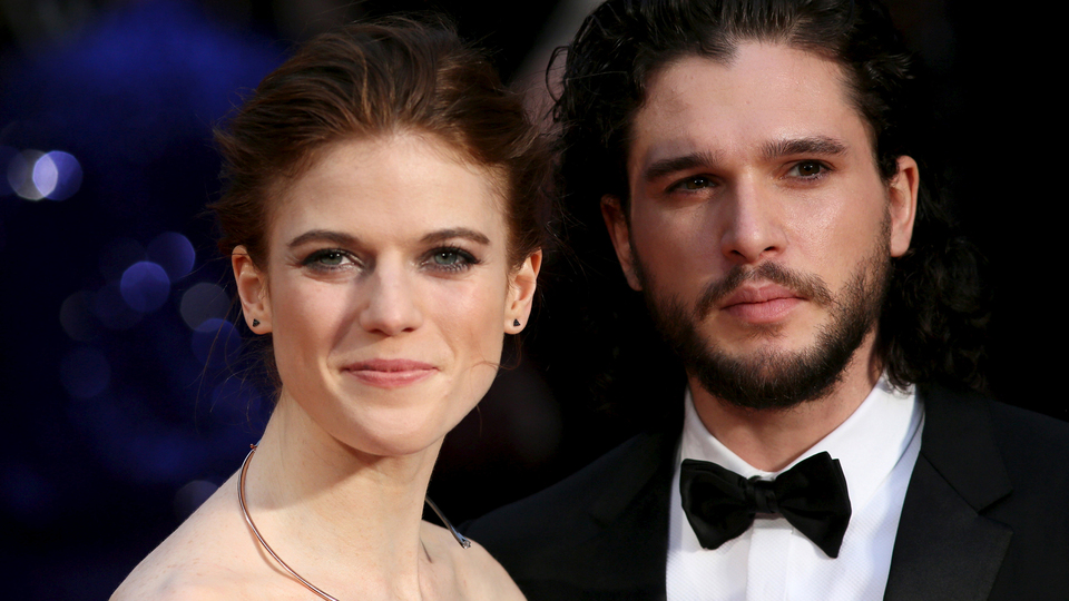 Kit Harington'u evden kovmuş!