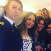 Çok acı! Tabutu adeta çiçek bahçesine çevrildi