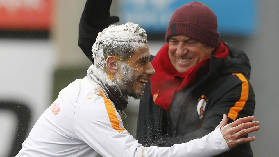 Terim'den '10'a özel görev!
