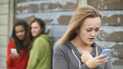 Çocuklar için sosyal medyada yeni tehlike: Sarahah