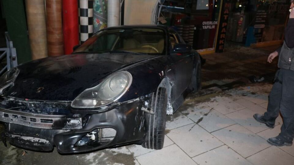 Bağdat Caddesi'nde feci kaza!