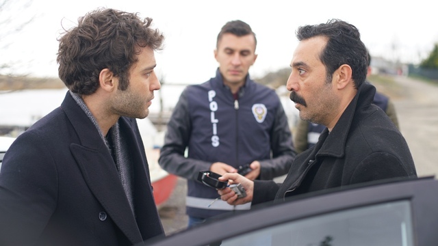 Mustafa Üstündağ Tehlikeli Karım'da!