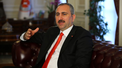 Adalet Bakanı'ndan Çiftlik Bank açıklaması