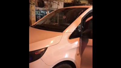 UBER sürücüsüne 10 kişi birden saldırdı!