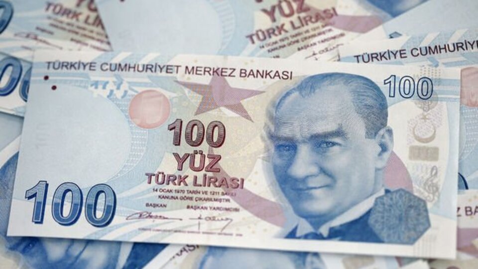 Polisten 639 milyon liralık dolandırıcılık!