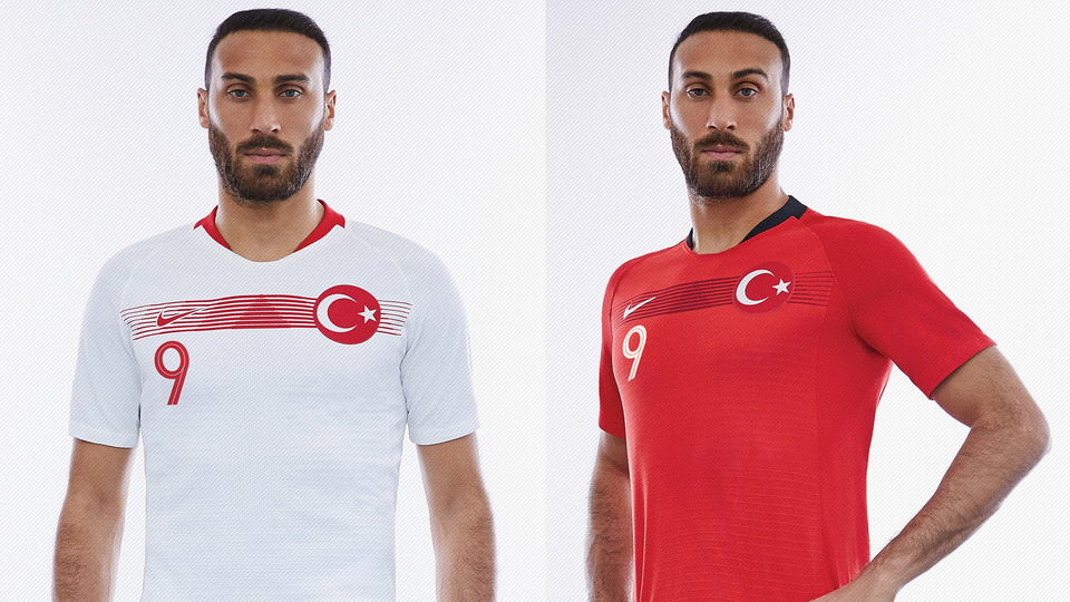 Milli Takım'ın yeni formaları tanıtıldı